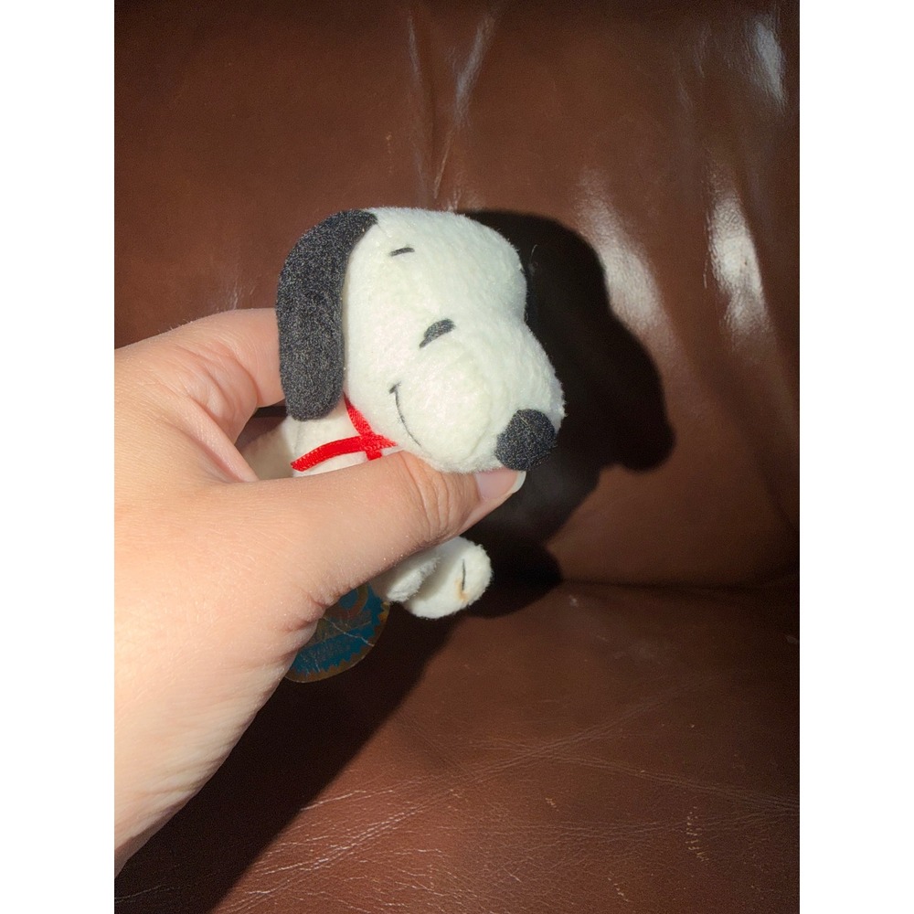 Peanuts 50th Anniversary Snoopy Plush Wendys 2000 Collector Series Toy - Picture 2 of 5